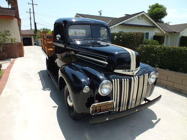 1942 Ford 1/2 Ton Flat Bed 