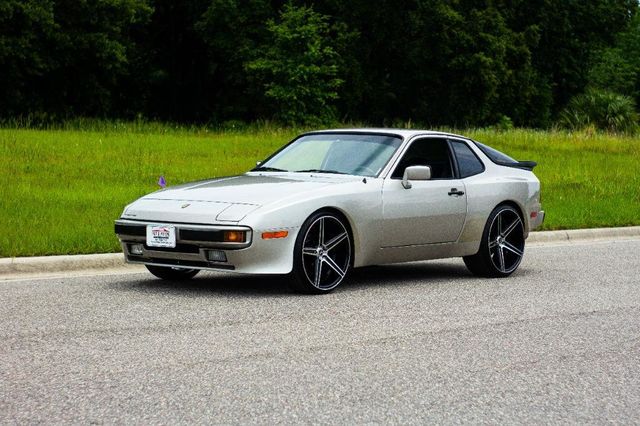 1984 Porsche 944 