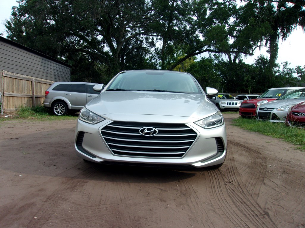 2017 Hyundai Elantra