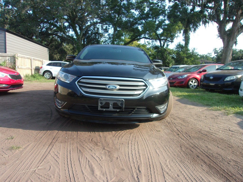 2015 Ford Taurus