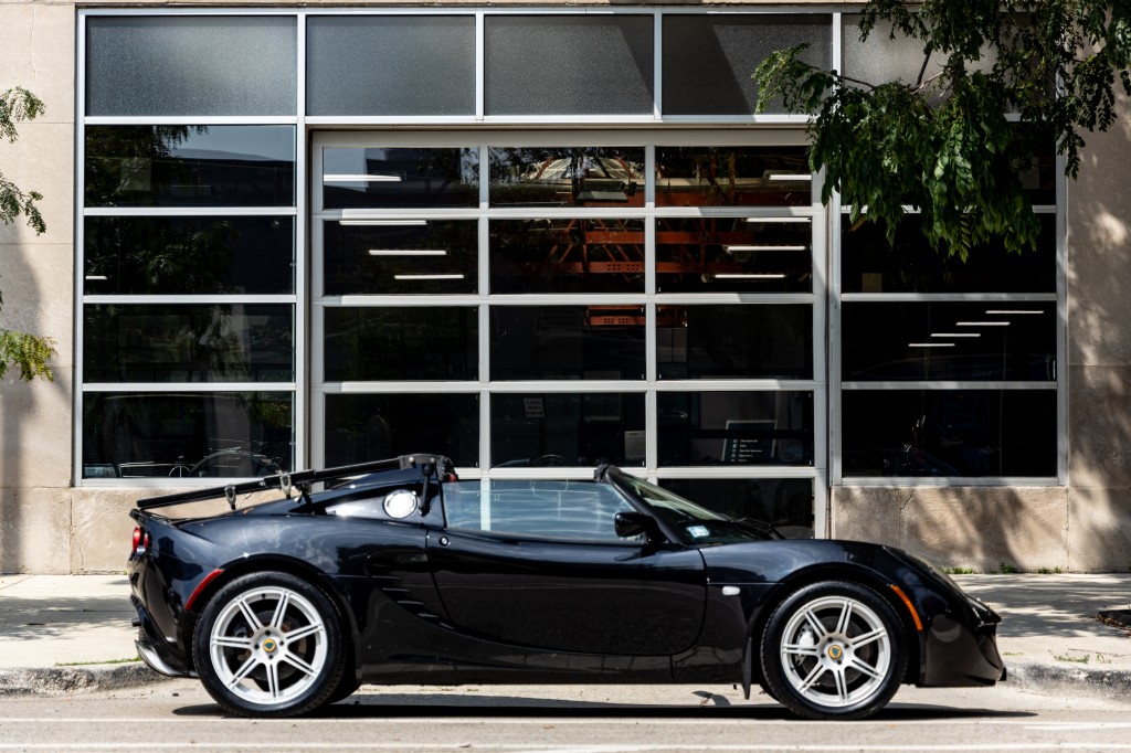 2005 Lotus Elise