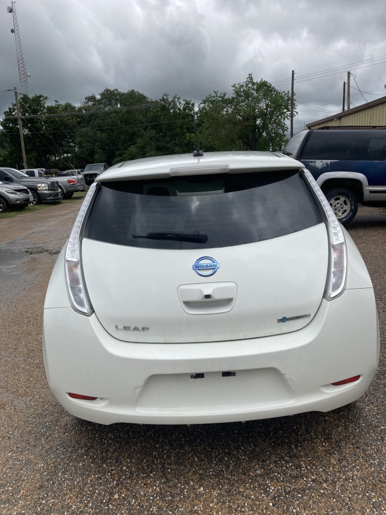 2017 Nissan LEAF S photo 4