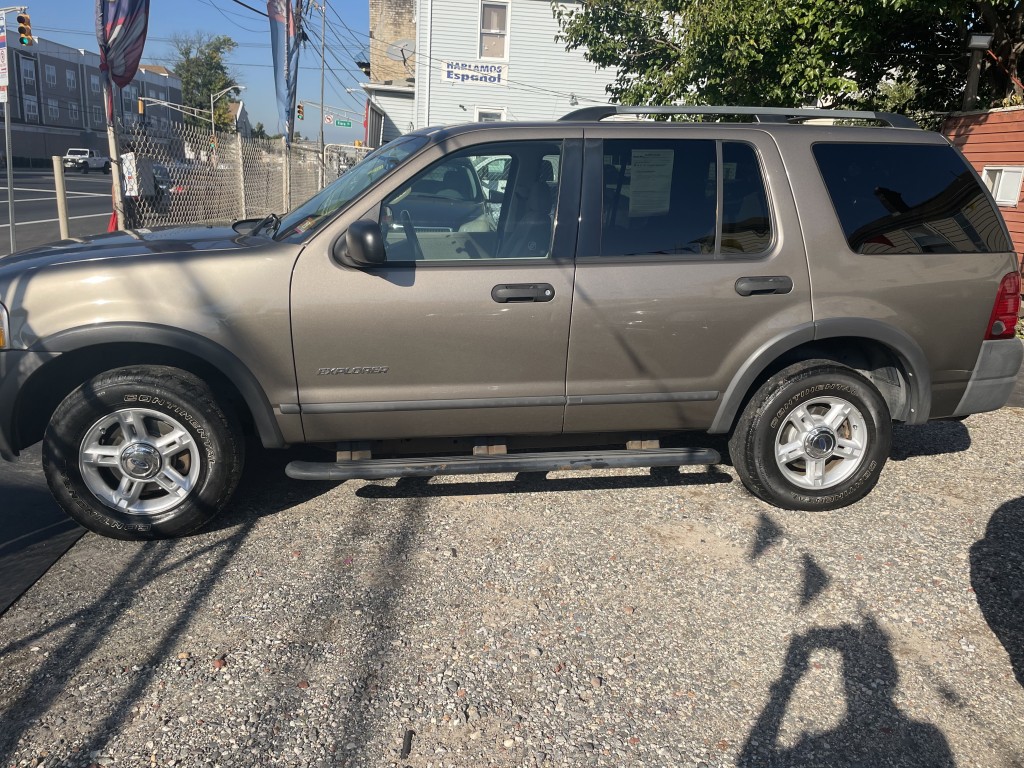 2004 Ford Explorer