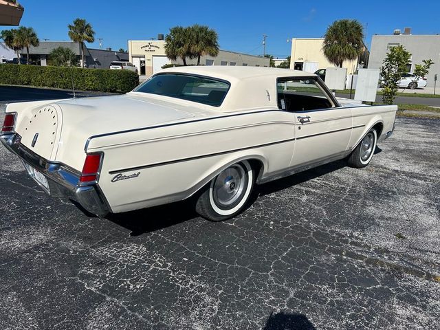 1970 Lincoln Continental 