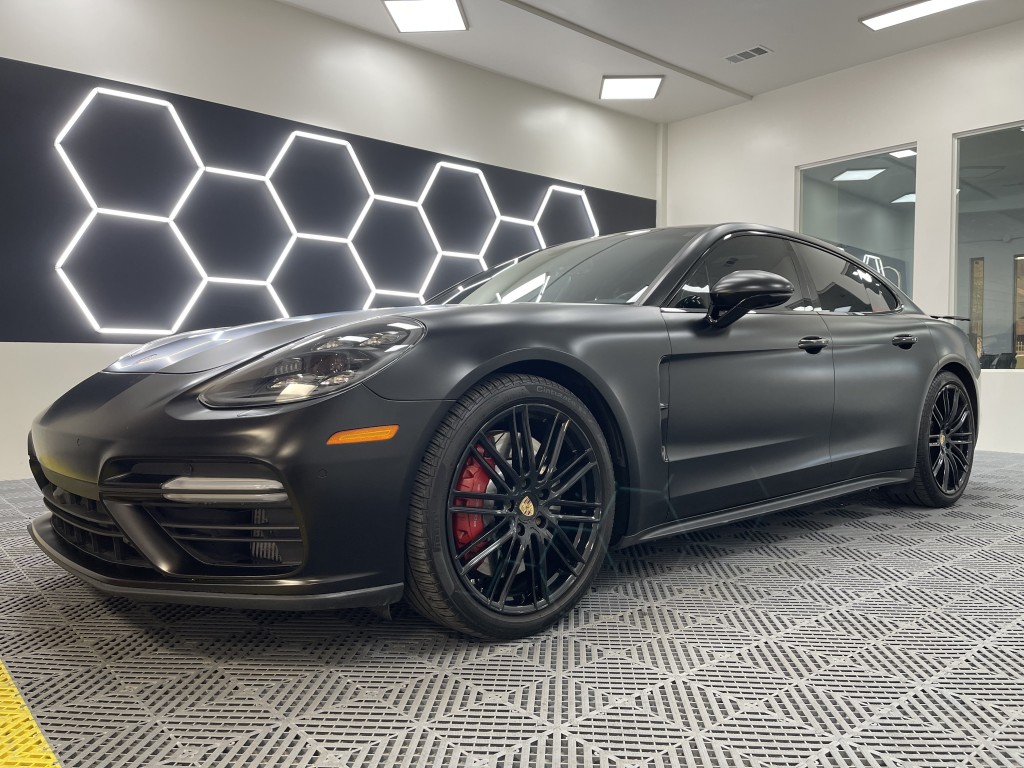 2017 Porsche Panamera