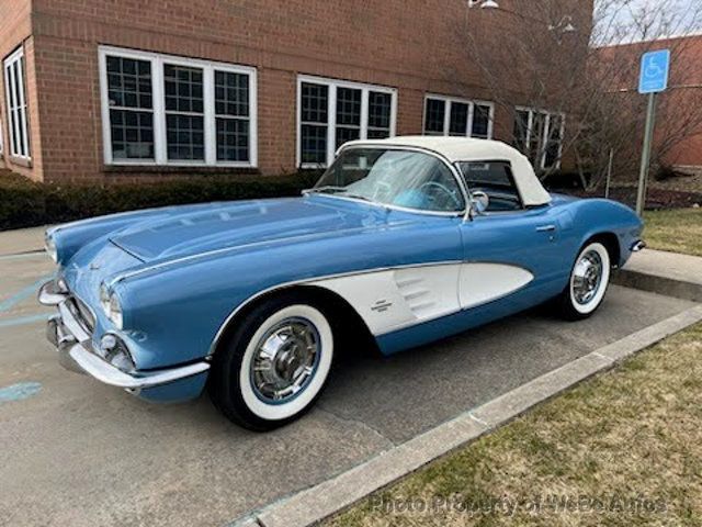 1961 Chevrolet Corvette 