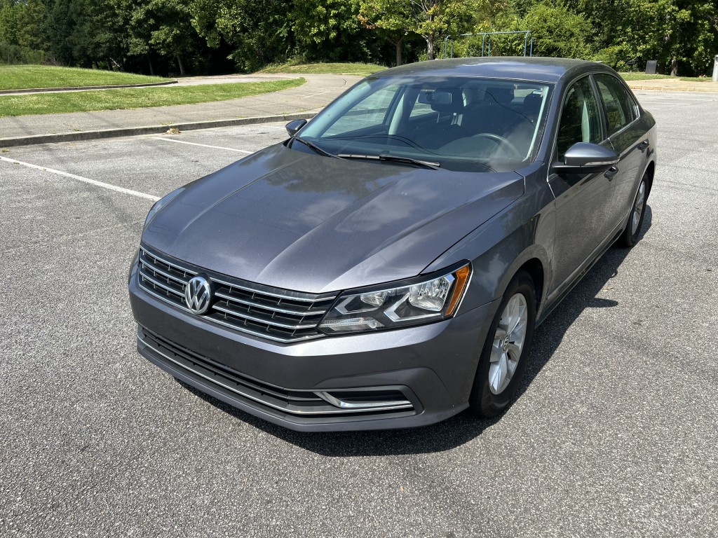 2016 Volkswagen Passat