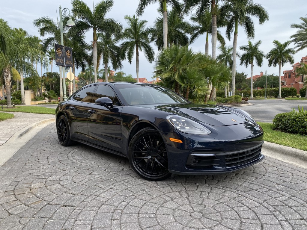 2019 Porsche Panamera