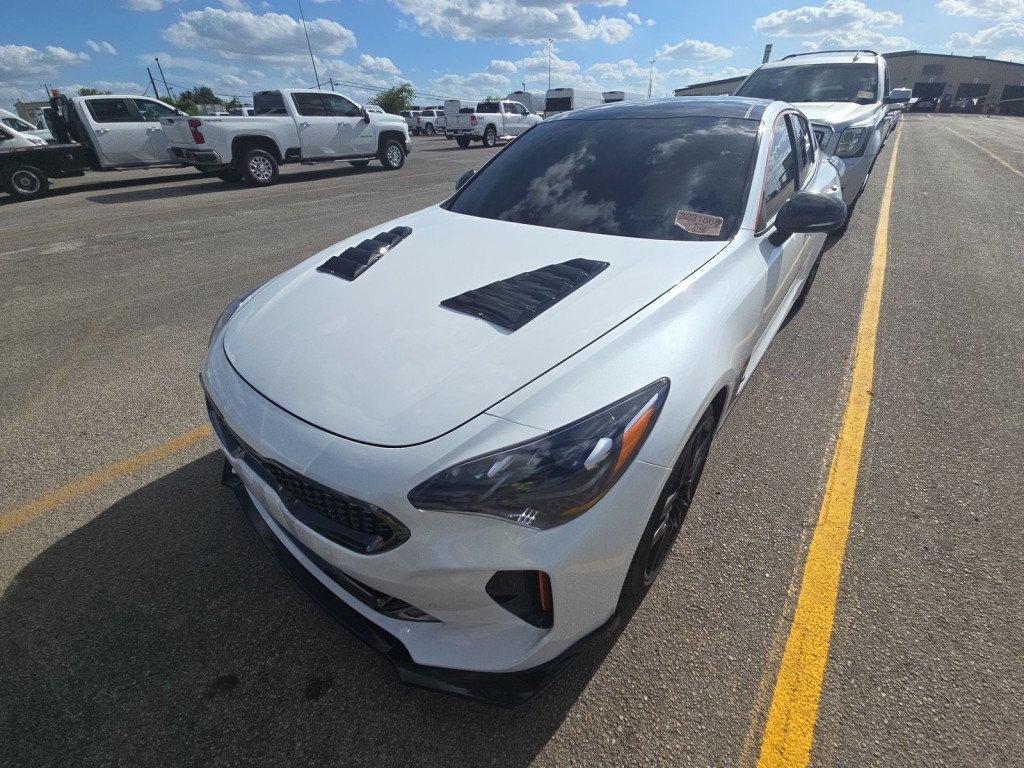 2023 KIA Stinger GT2