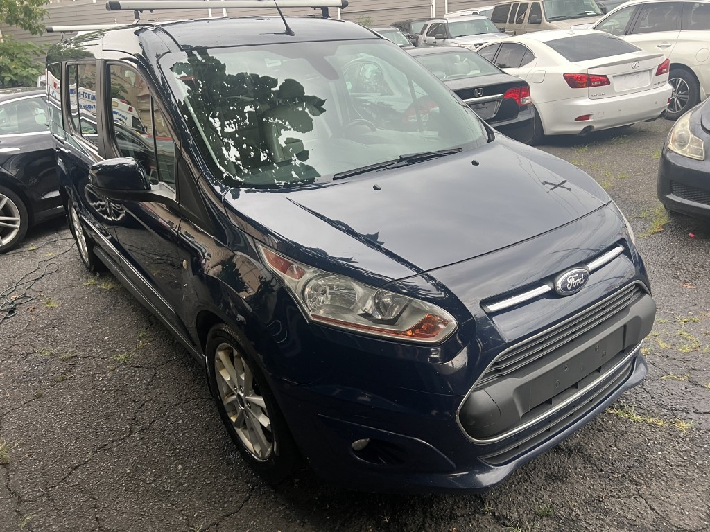 2015 Ford Transit Connect Titanium photo 2