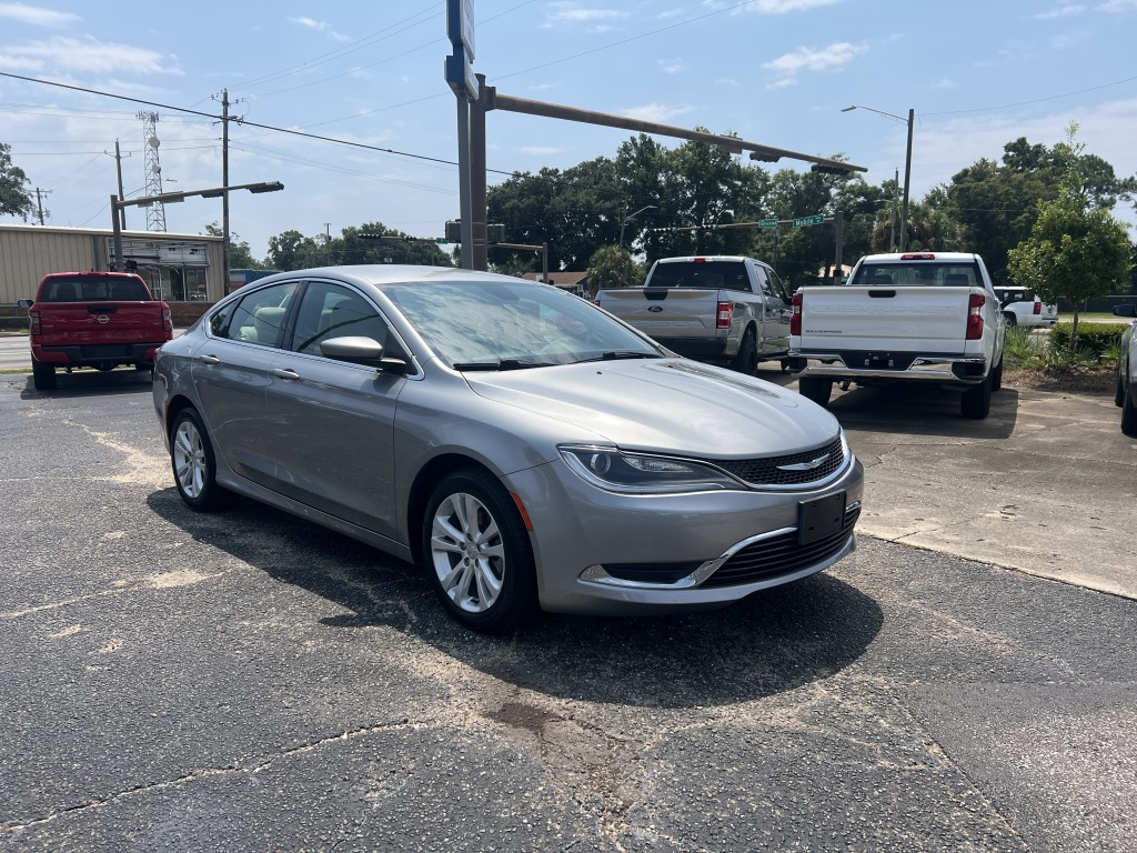 2016 Chrysler 200