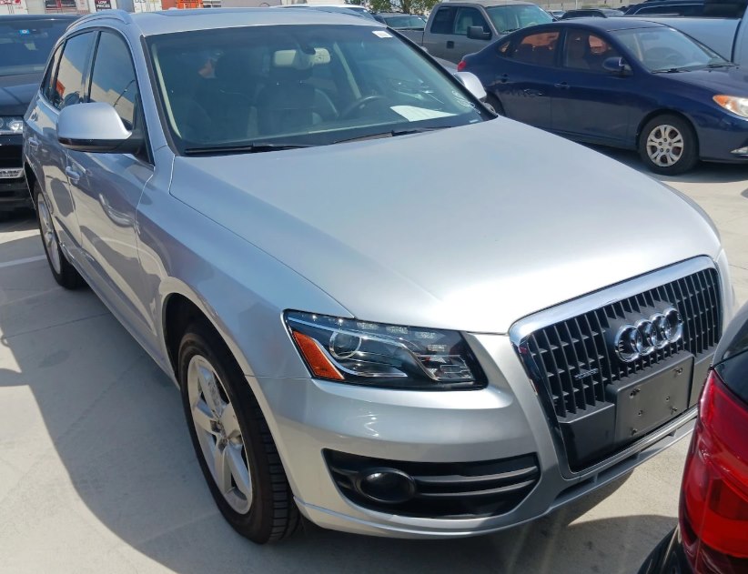 2011 AUDI Q5