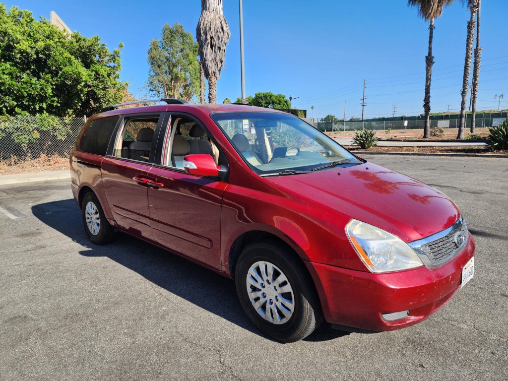 2011 KIA Sedona