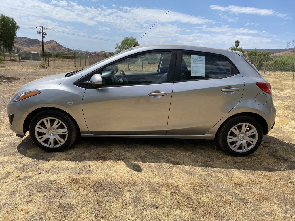 2014 Mazda MAZDA2