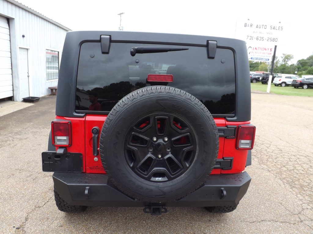 2018 Jeep Wrangler JK Unlimited Willys Wheeler photo 4