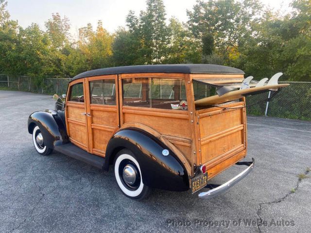 1938 Ford Deluxe 