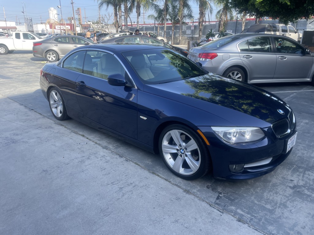 2011 BMW 3-Series