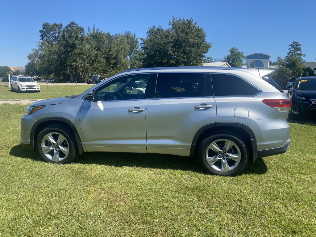 2017 Toyota Highlander