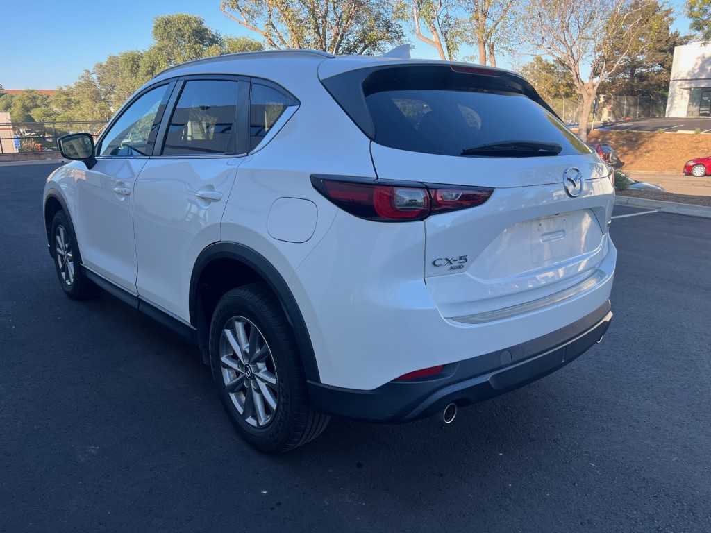 2022 Mazda CX-5 S Preferred package photo 4