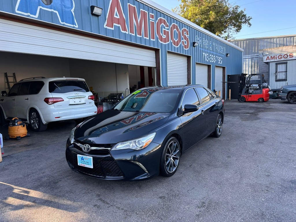 2017 TOYOTA CAMRY