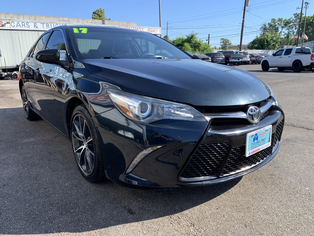 2017 TOYOTA CAMRY