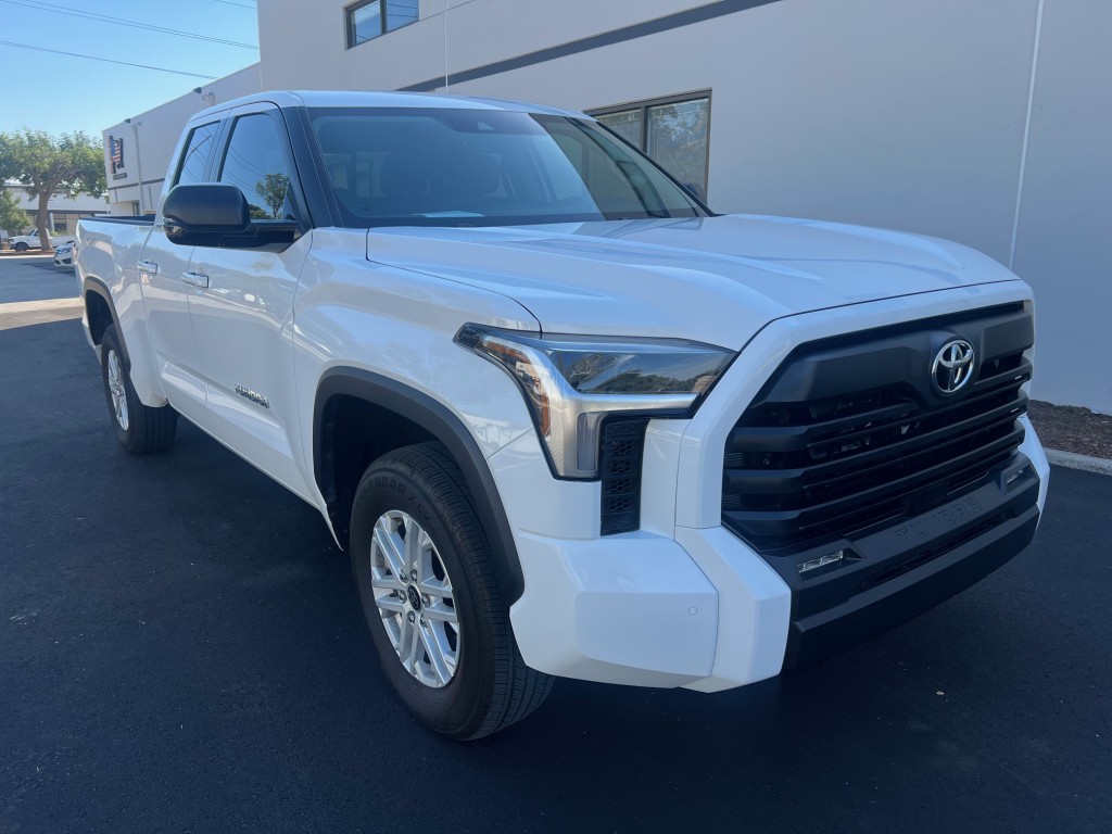 2024 Toyota Tundra SR5 photo 2