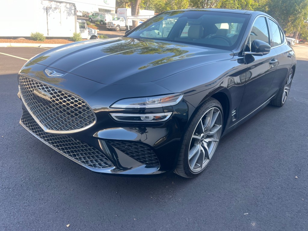 2022 Genesis G70 20T W/ Prestige