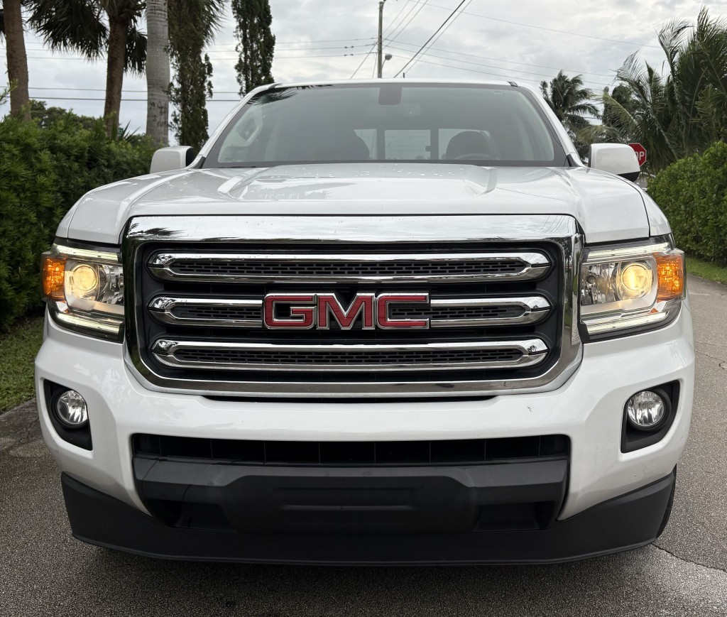 2018 GMC Canyon SLE photo 5