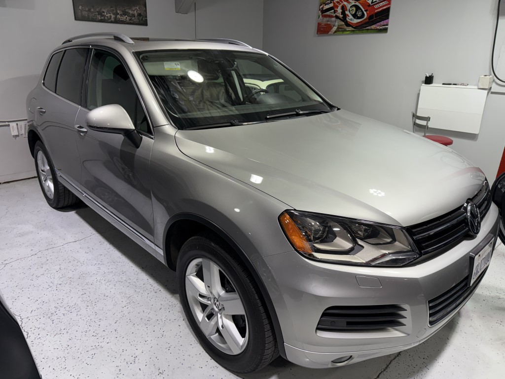 2012 Volkswagen Touareg Hybrid