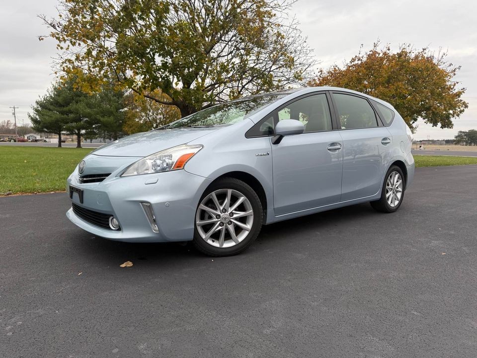 2013 Toyota Prius v