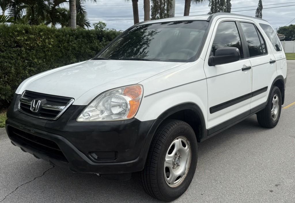 2002 Honda CR-V LX photo 2