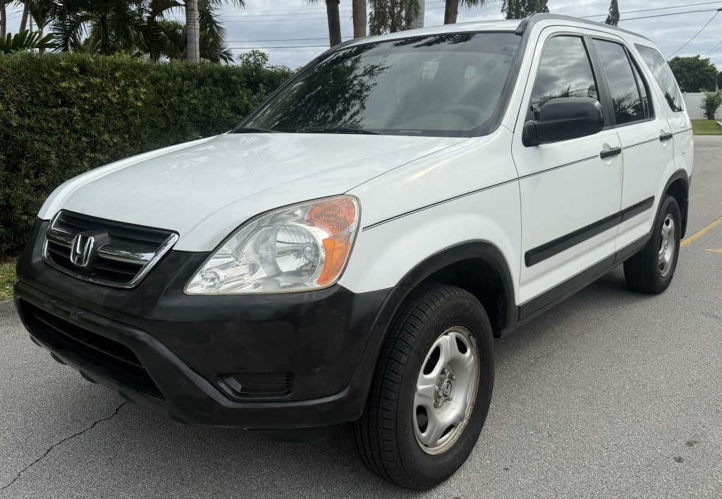 2002 Honda CR-V LX photo 4