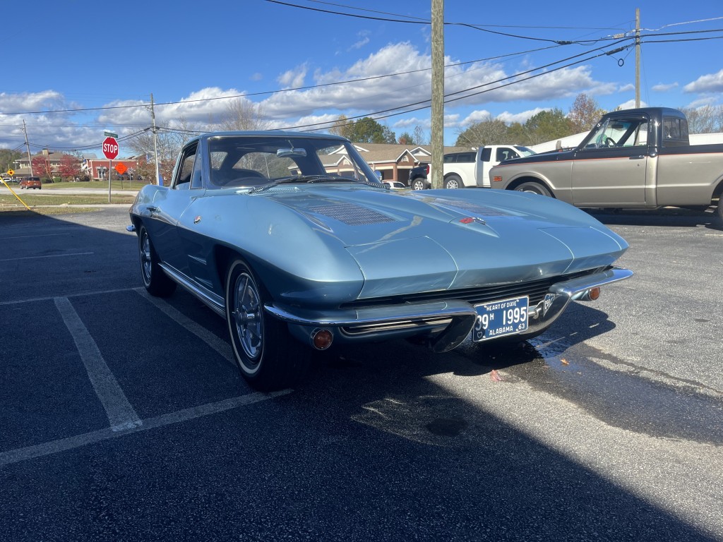 1963 CHEVROLLET Corvette