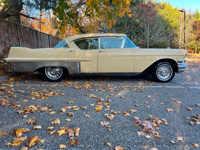 1957 Cadillac Fleetwood 