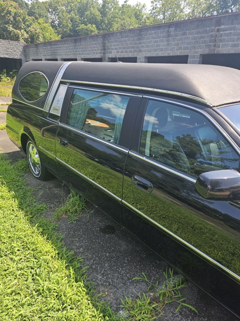 2008 Cadillac Hearse