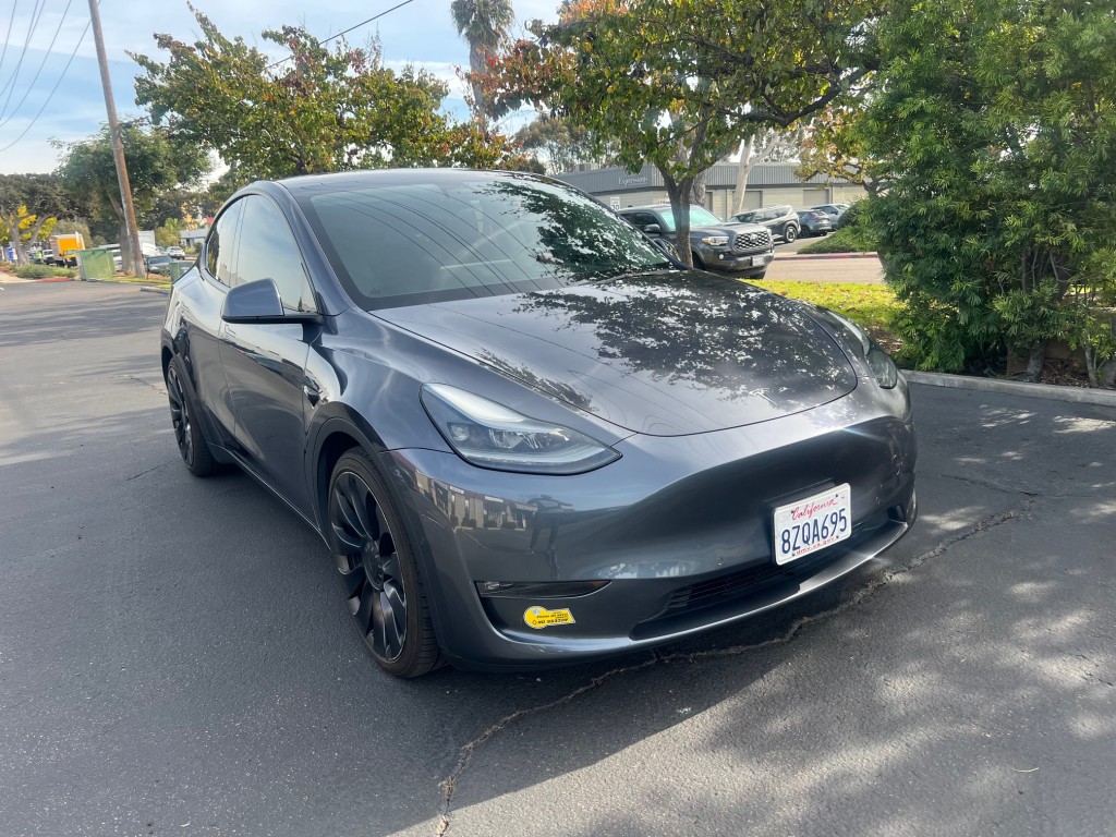 2022 Tesla Model Y Performance photo 2