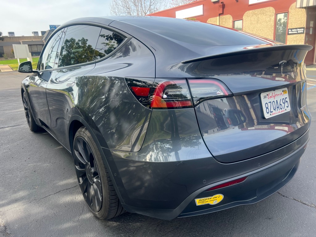 2022 Tesla Model Y Performance photo 10