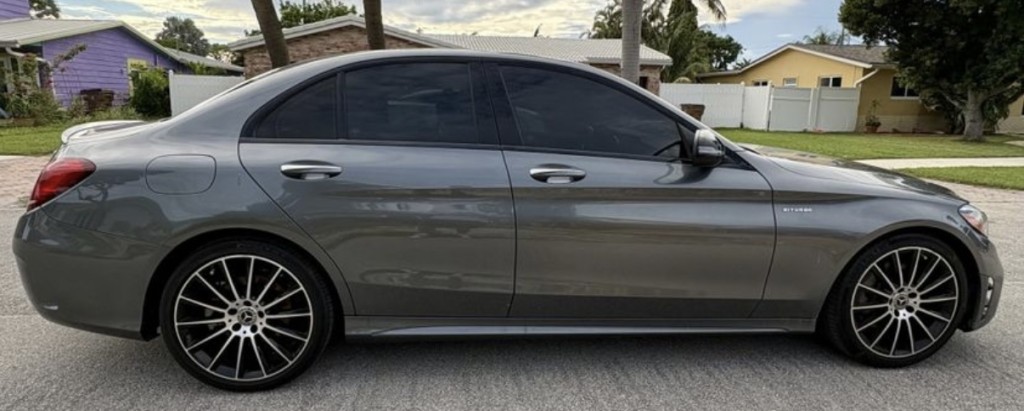 2021 Mercedes-Benz C-Class Sedan C300 photo 10