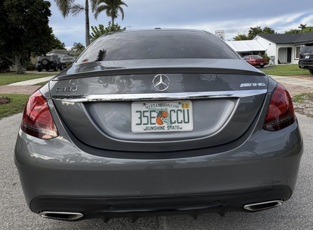 2021 Mercedes-Benz C-Class Sedan C300 photo 8