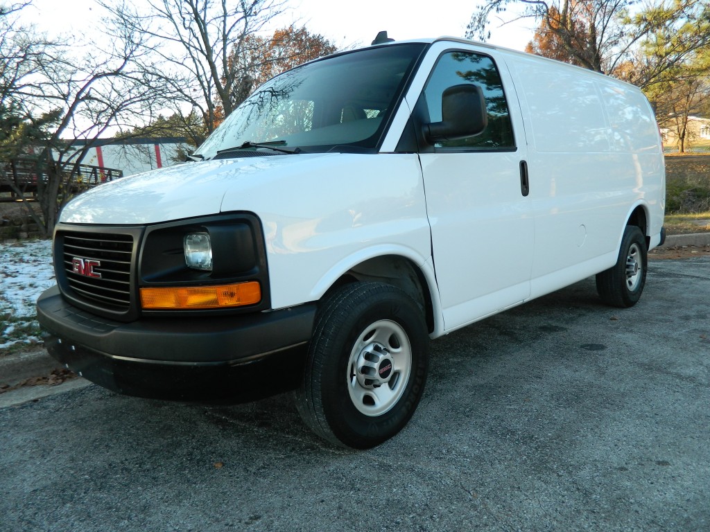 2017 GMC Savana