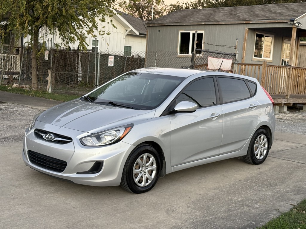 2012 Hyundai Accent