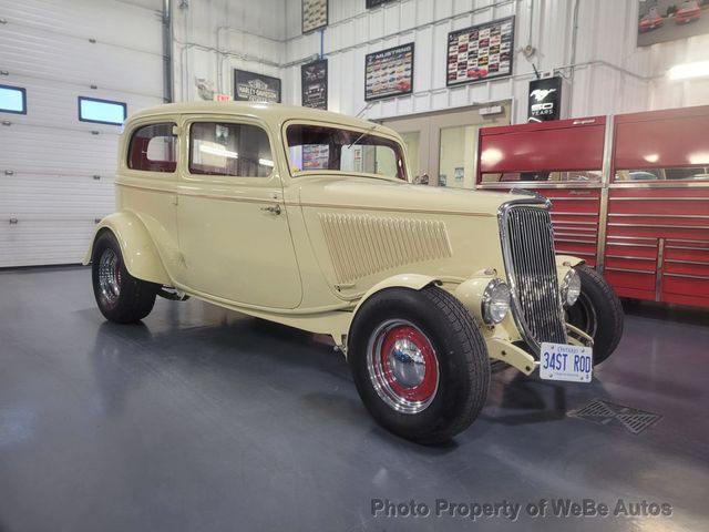 1934 Ford Tudor 