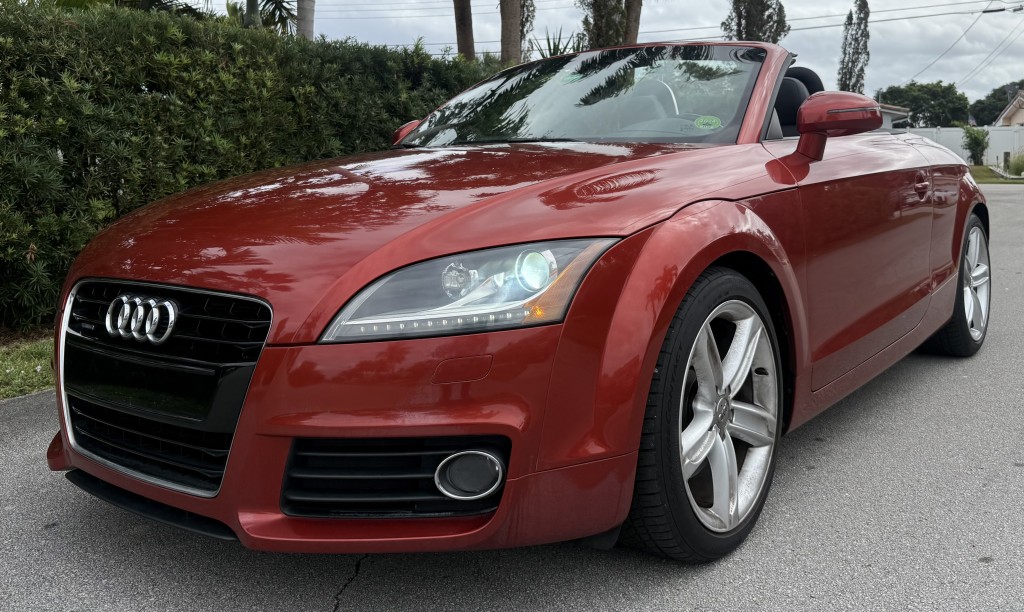 2011 Audi TT Premium Plus photo 4