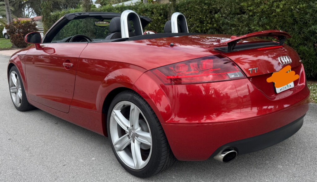 2011 Audi TT Premium Plus photo 11