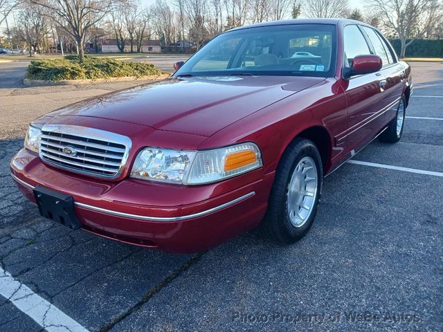 1998 Ford Crown Victoria 