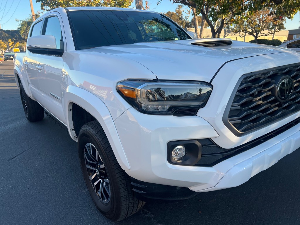 2023 Toyota Tacoma TRD Sport photo 7