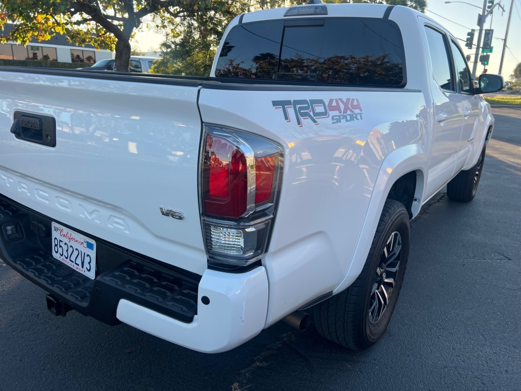 2023 Toyota Tacoma TRD Sport photo 8