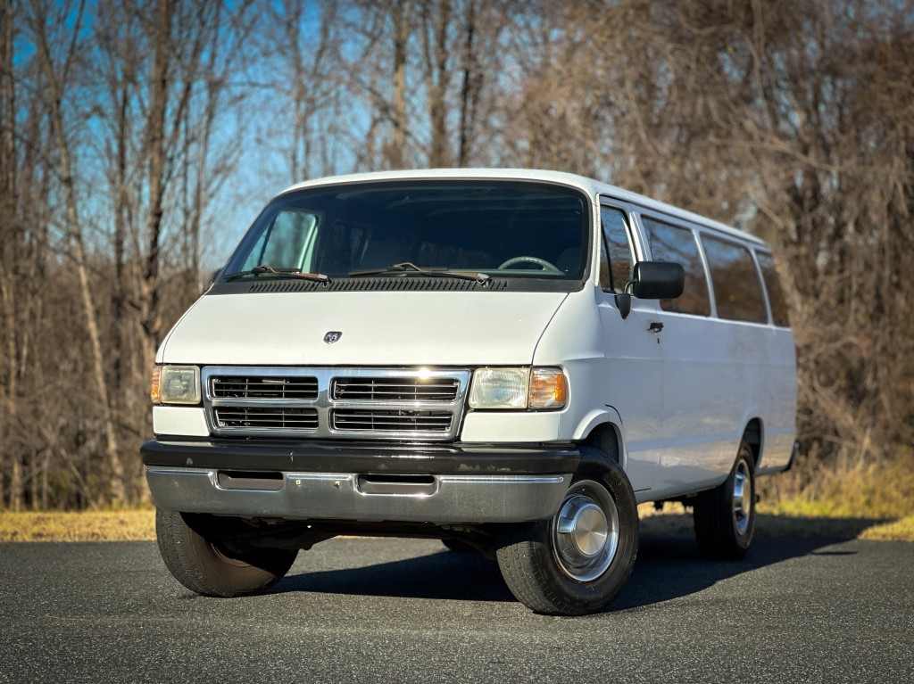 1997 Dodge Ram Wagon