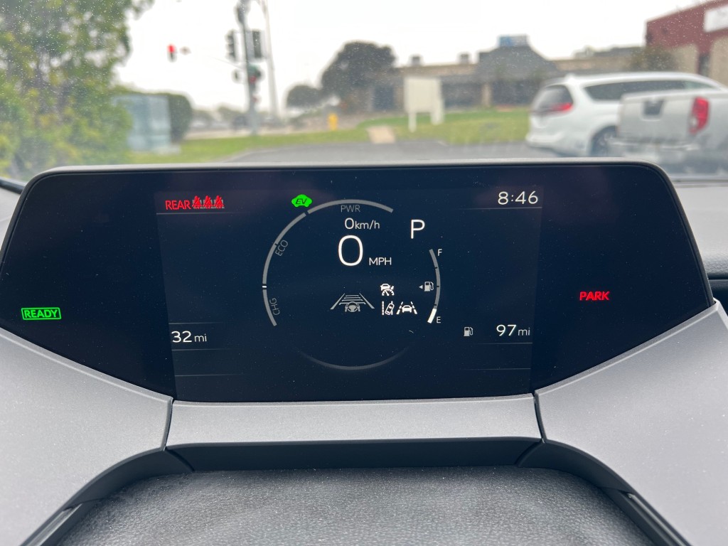 2024 Toyota Prius XLE photo 19