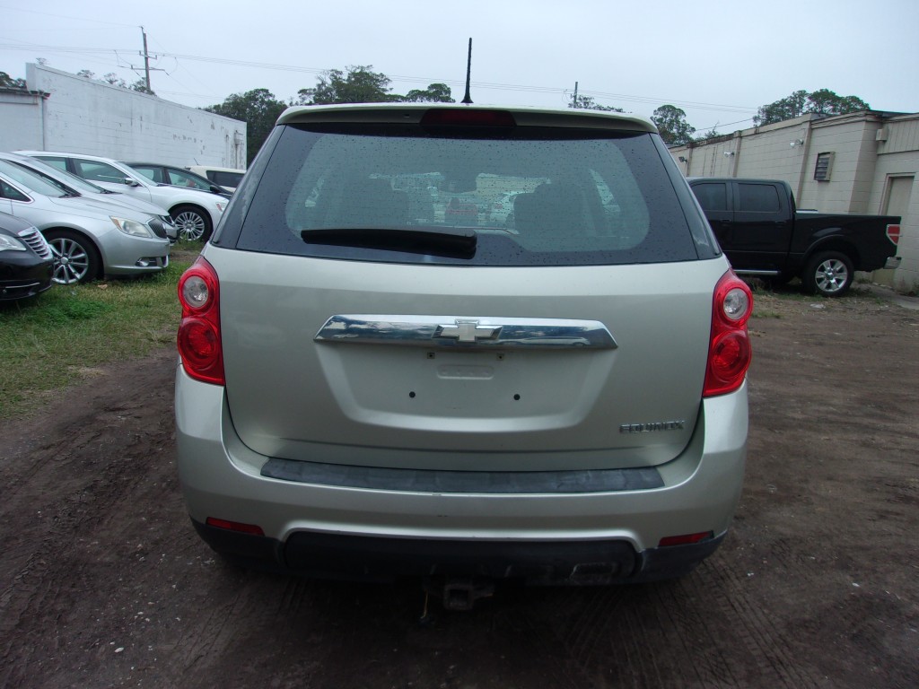 2014 Chevrolet Equinox LS photo 5